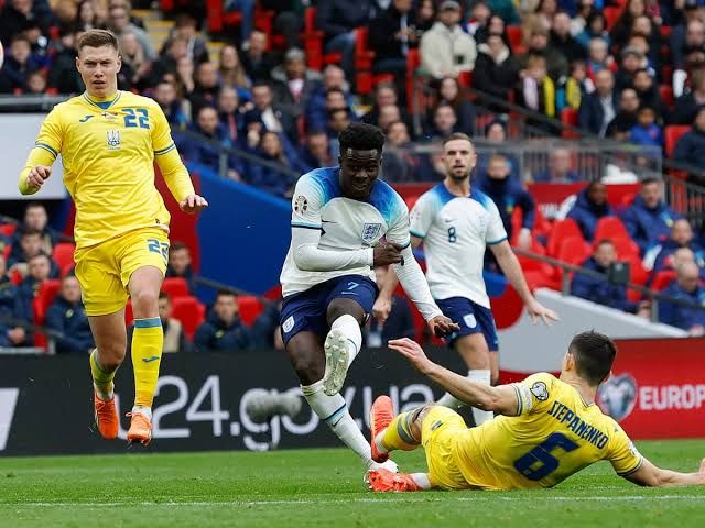 ทีมชาติอังกฤษ สามารถที่จะ เอาชนะ ทีมชาติ ยูเครน ของ เกมการแข่งขันฟุตบอล ในรายการ ศึกยูโร 2024 รอบคัดเลือก กลุ่ม C นัดที่ 2 ไปได้ ในสกอร์ 2 – 0